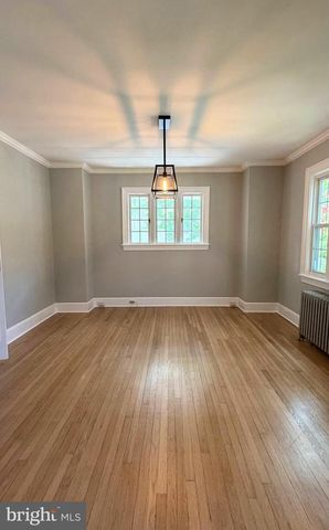 335 WAYNE AVE, Lansdowne, PA 19050