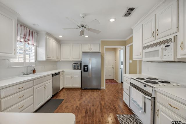605 Shiloh Ridge, Tyler, TX 75703
