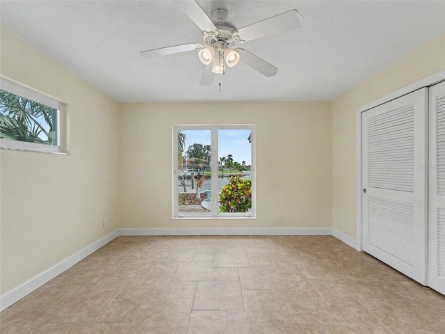 4956 GALLEON COURT, New Port Richey, FL 34652
