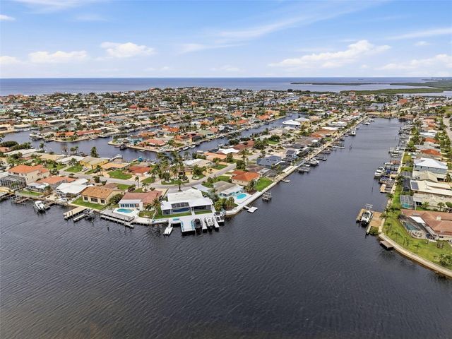 4956 GALLEON COURT, New Port Richey, FL 34652