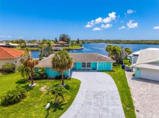 4956 GALLEON COURT, New Port Richey, FL 34652