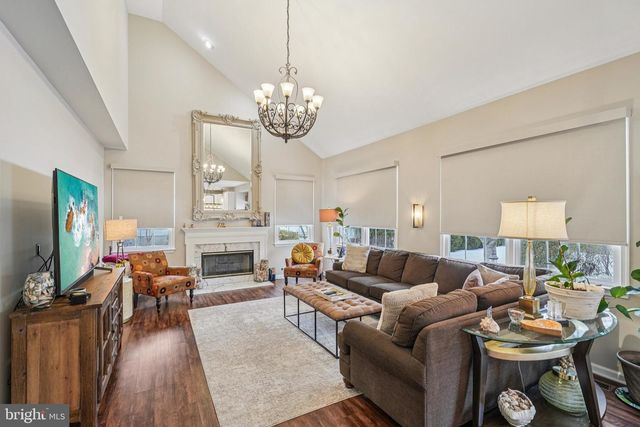 14 PROVIDENCE DR, Richboro, PA 18954