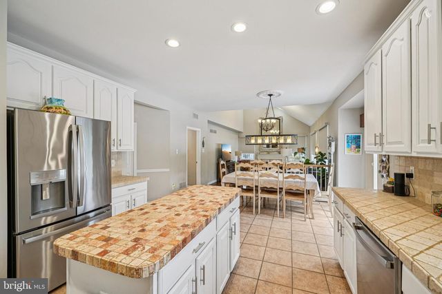 14 PROVIDENCE DR, Richboro, PA 18954