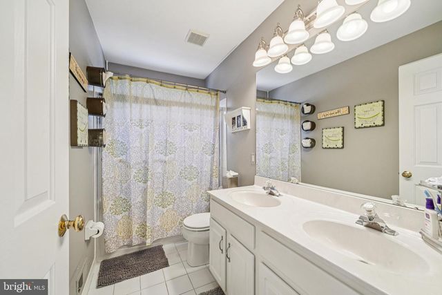 14 PROVIDENCE DR, Richboro, PA 18954