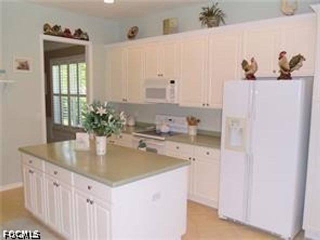 9014 Prosperity WAY, Fort Myers, FL 33913