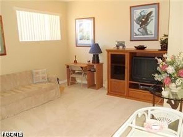 9014 Prosperity WAY, Fort Myers, FL 33913