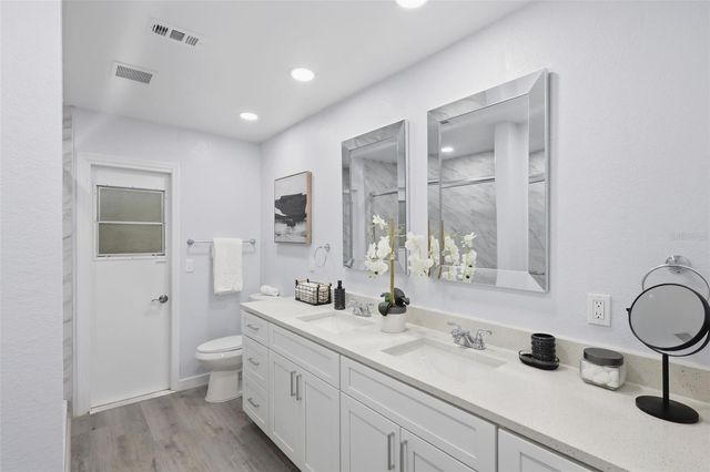 300 E SWEETWATER CREEK DRIVE, Longwood, FL 32779