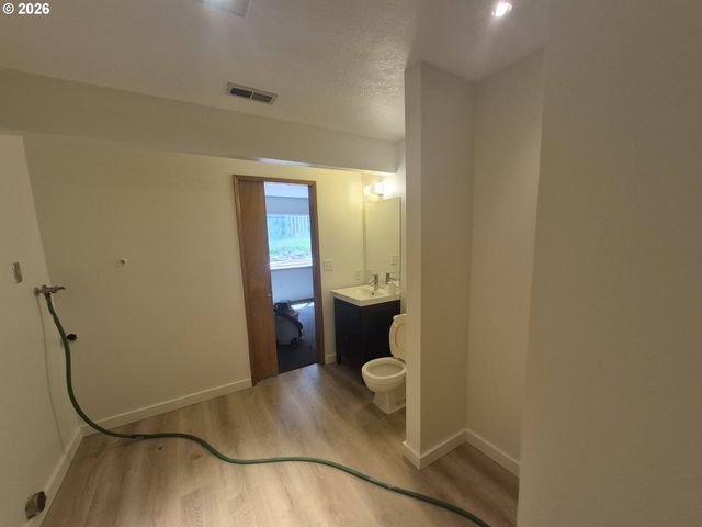 6924 Se 116TH Ave, Portland, OR 97266