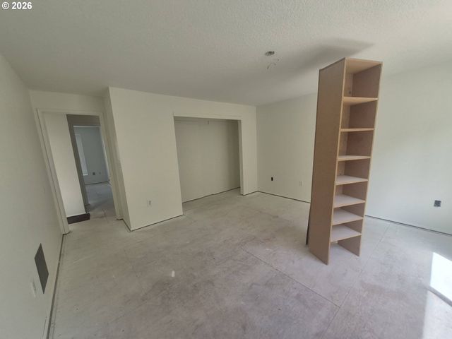 6924 Se 116TH Ave, Portland, OR 97266