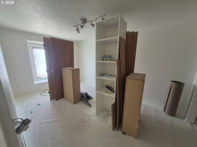 6924 Se 116TH Ave, Portland, OR 97266