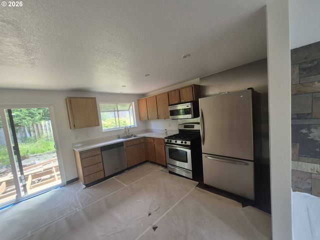 6924 Se 116TH Ave, Portland, OR 97266