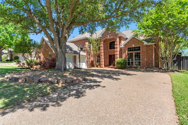 917 Hills Creek Drive, Mckinney, TX 75072