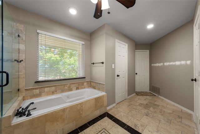 917 Hills Creek Drive, Mckinney, TX 75072