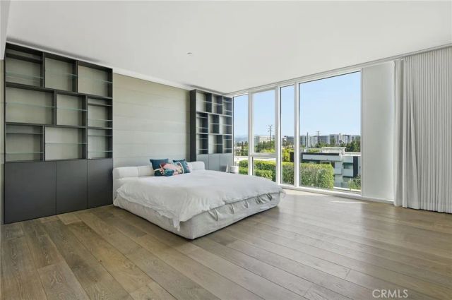 9000 W 3rd Street 409, Los Angeles, CA 90048
