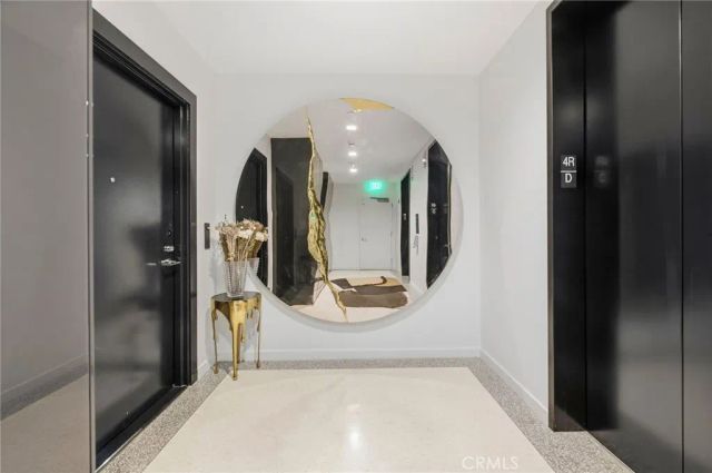 9000 W 3rd Street 409, Los Angeles, CA 90048