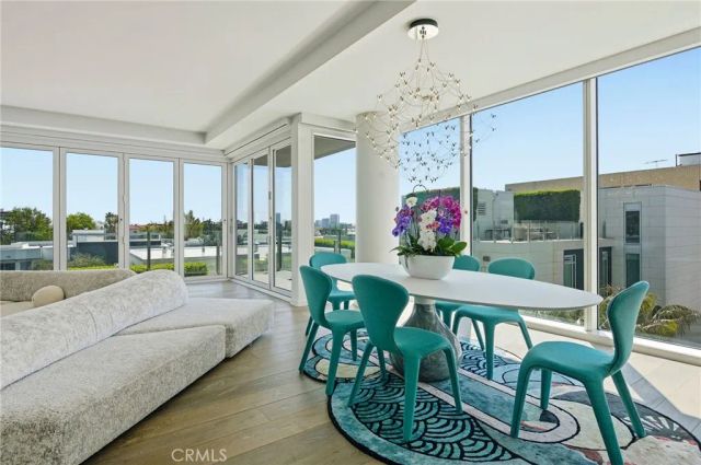9000 W 3rd Street 409, Los Angeles, CA 90048