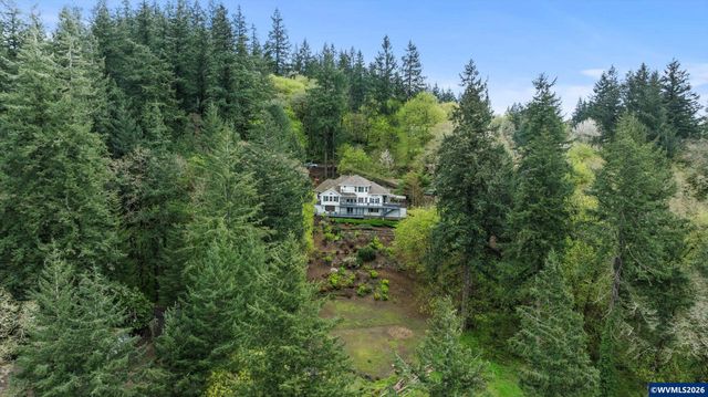 1290 Linnwood Dr NE, Albany, OR 97322