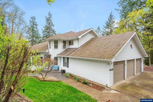 1290 Linnwood Dr NE, Albany, OR 97322