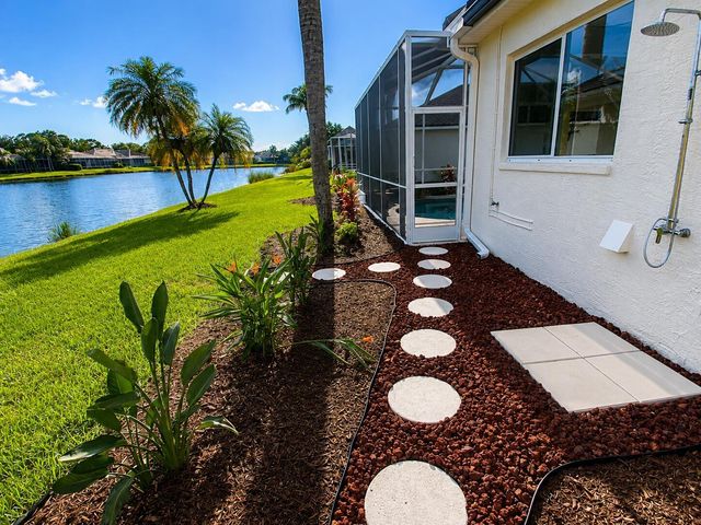 7468 ROXYE LANE, Sarasota, FL 34240