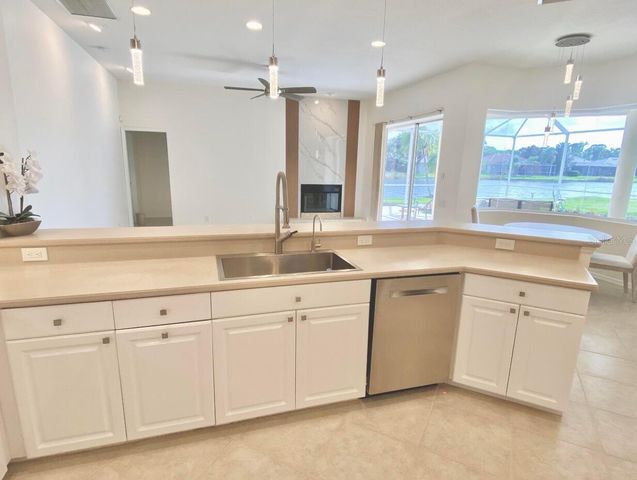 7468 ROXYE LANE, Sarasota, FL 34240