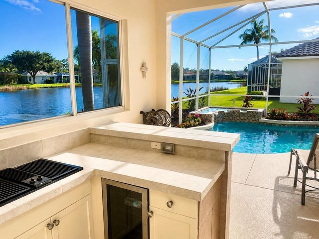 7468 ROXYE LANE, Sarasota, FL 34240