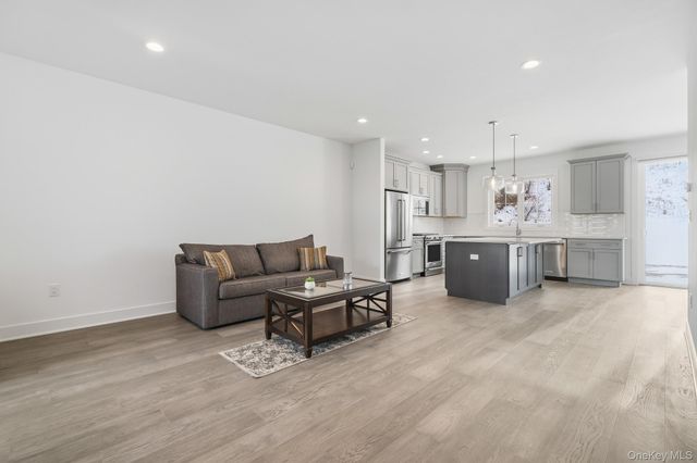 4034 Chestnut Ridge Road 62, Fishkill, NY 12524