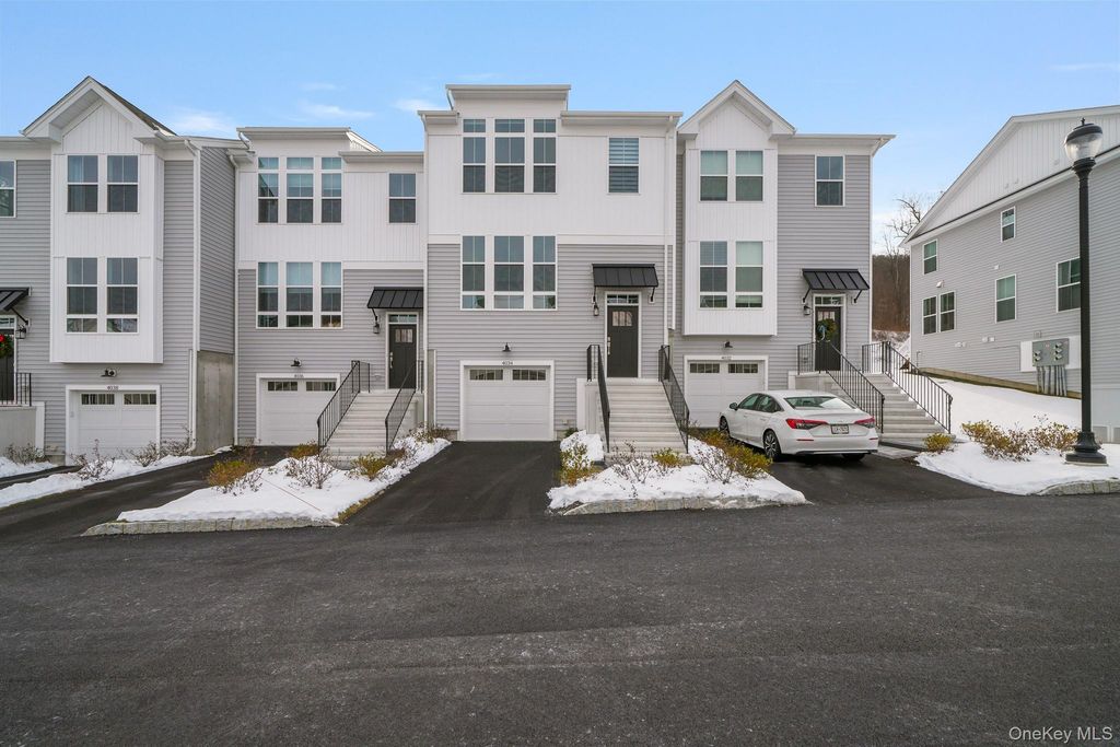 4034 Chestnut Ridge Road 62, Fishkill, NY 12524