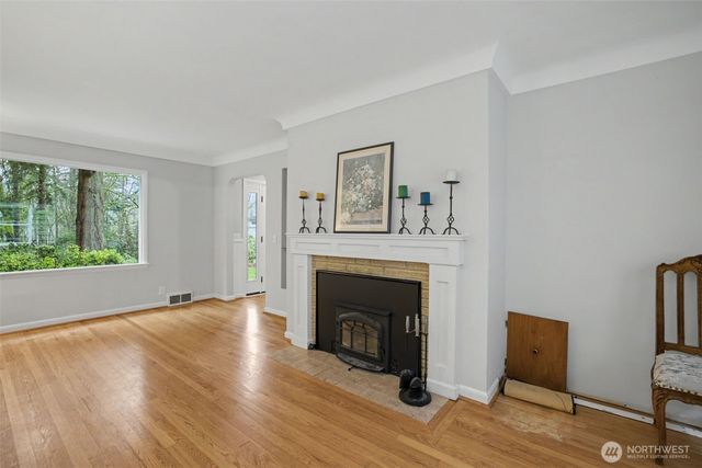 2431 SW 149th Place, Burien, WA 98166