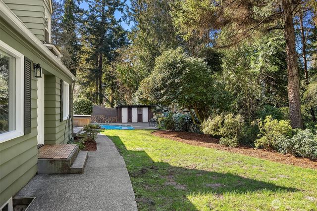 2431 SW 149th Place, Burien, WA 98166