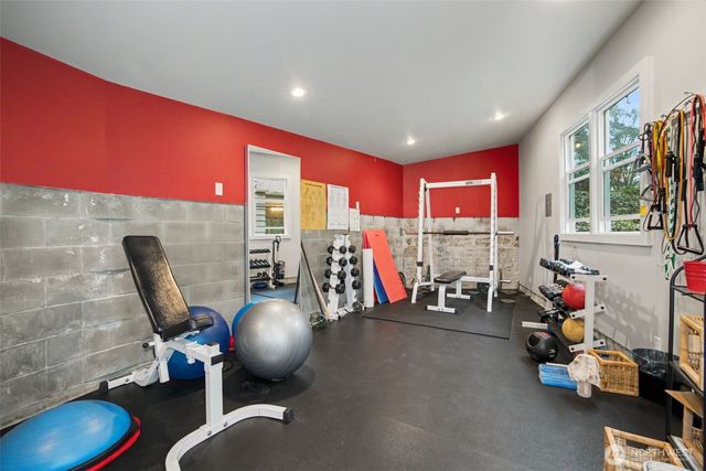 2431 SW 149th Place, Burien, WA 98166