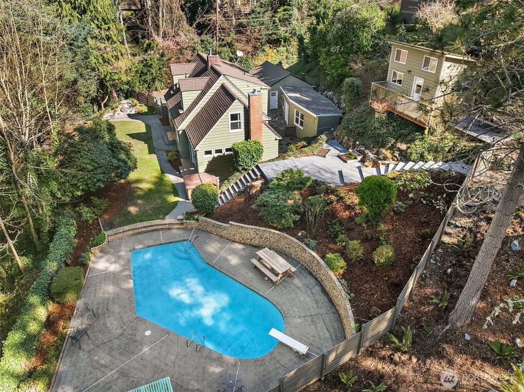 2431 SW 149th Place, Burien, WA 98166