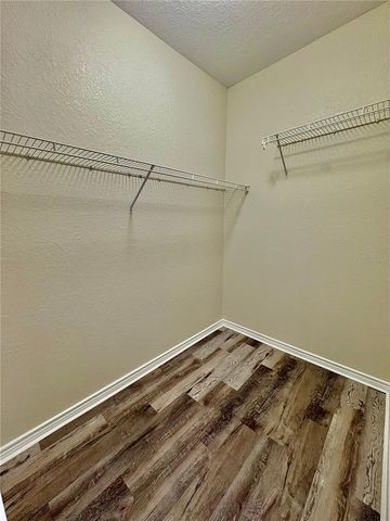 4323 BAYSIDE VILLAGE DRIVE 202, Tampa, FL 33615