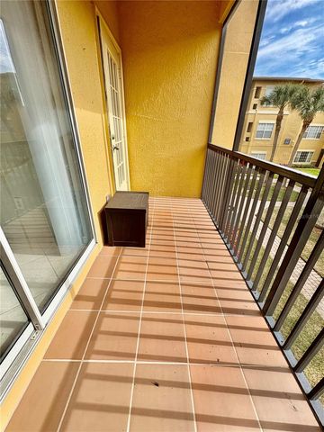 4323 BAYSIDE VILLAGE DRIVE 202, Tampa, FL 33615