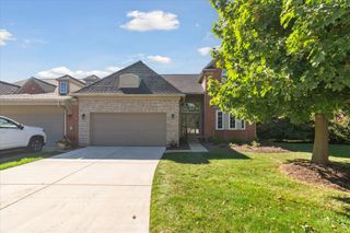 47815 Vistas Circle Drive S, Canton Twp, MI 48188