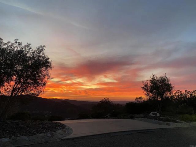 29516 WELK HIGHLAND DR, Escondido, CA 92026