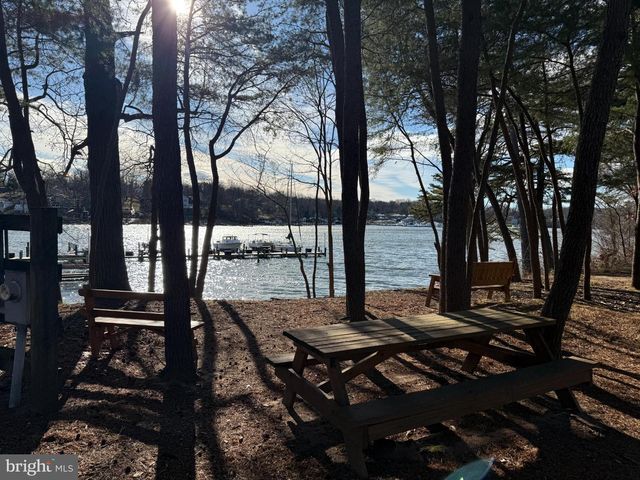 1016 CHESTNUT HAVEN CT, Chestnut Hill Cove, MD 21226