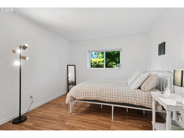 10820 Sw MEADOWBROOK Dr 60, Portland, OR 97224