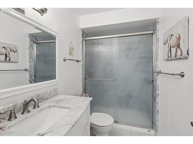 10820 Sw MEADOWBROOK Dr 60, Portland, OR 97224