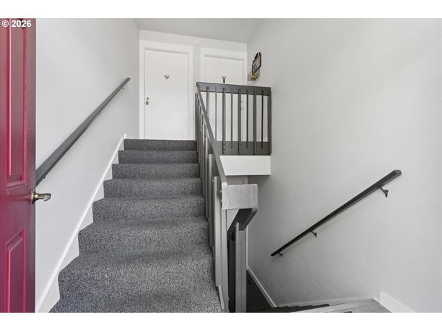 10820 Sw MEADOWBROOK Dr 60, Portland, OR 97224