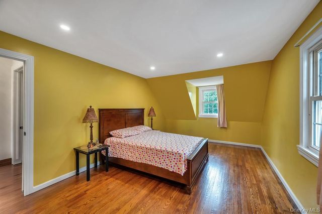 207 N Grove Street, Valley Stream, NY 11580