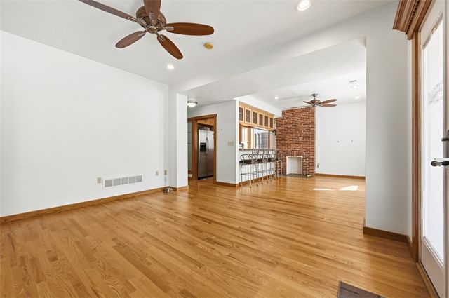 3594-3596 Beechwood Blvd, Greenfield, PA 15217
