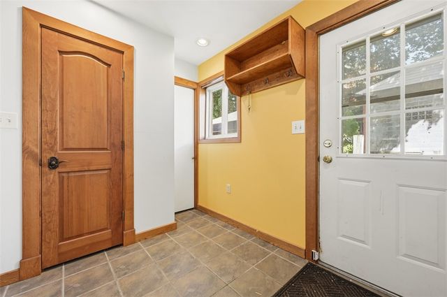 3594-3596 Beechwood Blvd, Greenfield, PA 15217