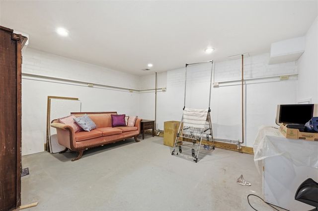3594-3596 Beechwood Blvd, Greenfield, PA 15217
