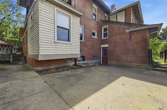 3594-3596 Beechwood Blvd, Greenfield, PA 15217