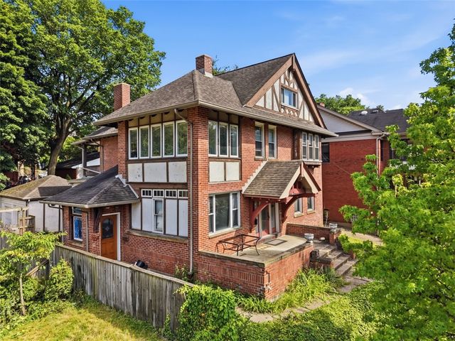3594-3596 Beechwood Blvd, Greenfield, PA 15217