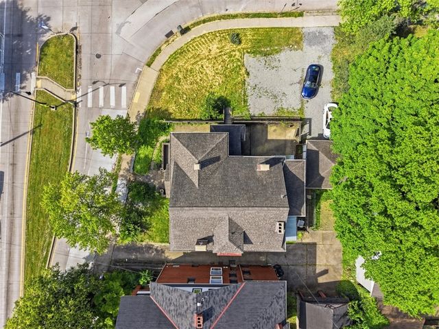 3594-3596 Beechwood Blvd, Greenfield, PA 15217