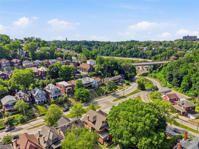 3594-3596 Beechwood Blvd, Greenfield, PA 15217