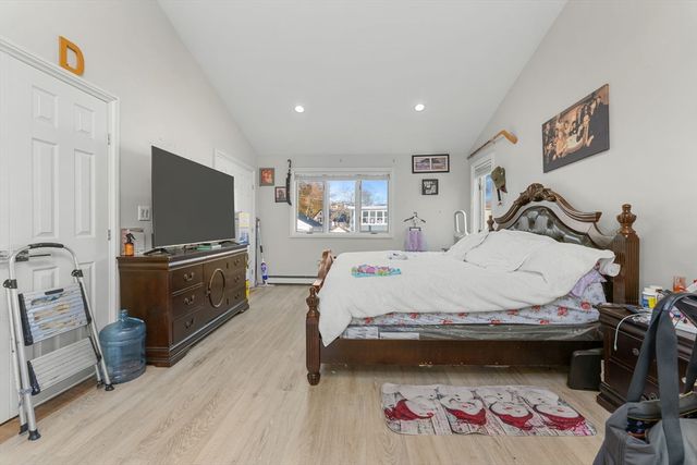 25 Auburn St, Saugus, MA 01906