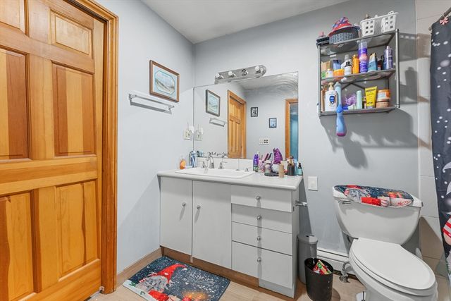 25 Auburn St, Saugus, MA 01906