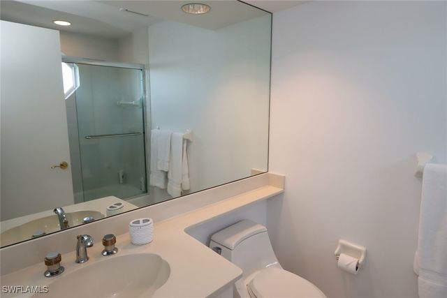 8990 Bay Colony DR 1203, Naples, FL 34108